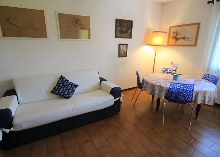 Lo Scoiattolo By Interhome