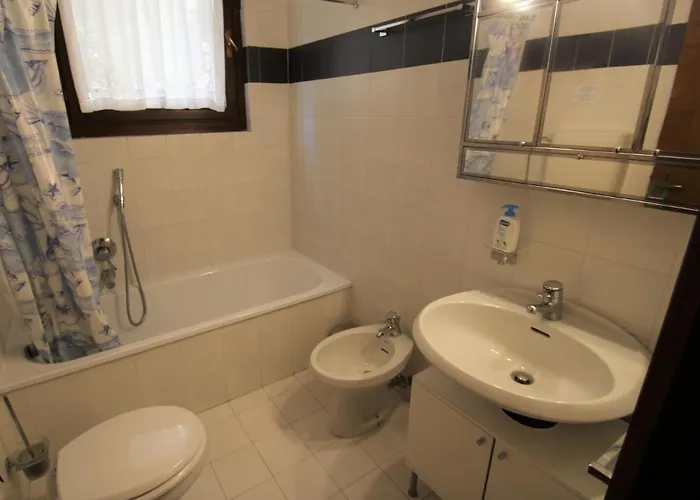 Lo Scoiattolo By Interhome